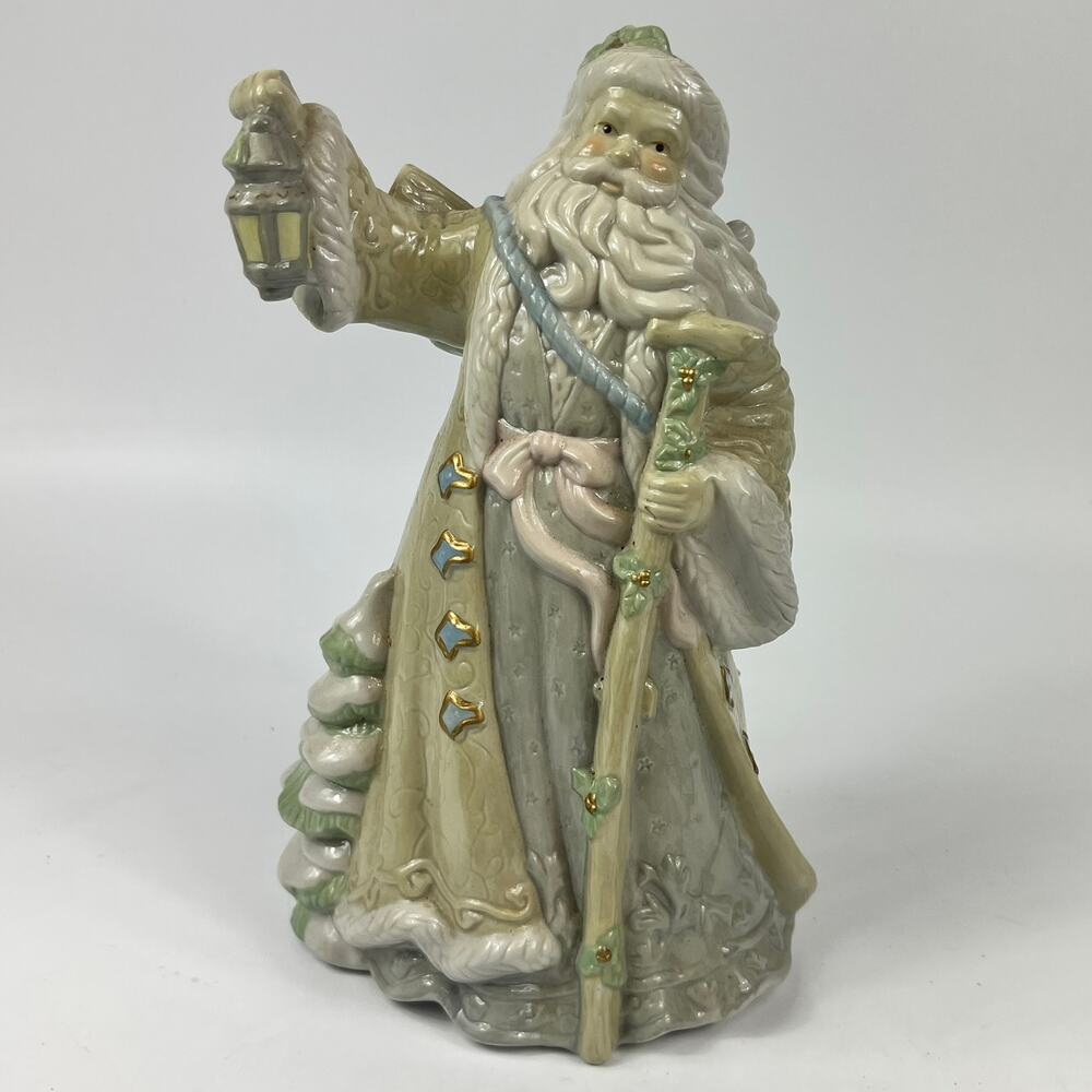 Vintage Christmas Delights Porcelain Santa Table Piece With Gold Trim 10.5” Tall